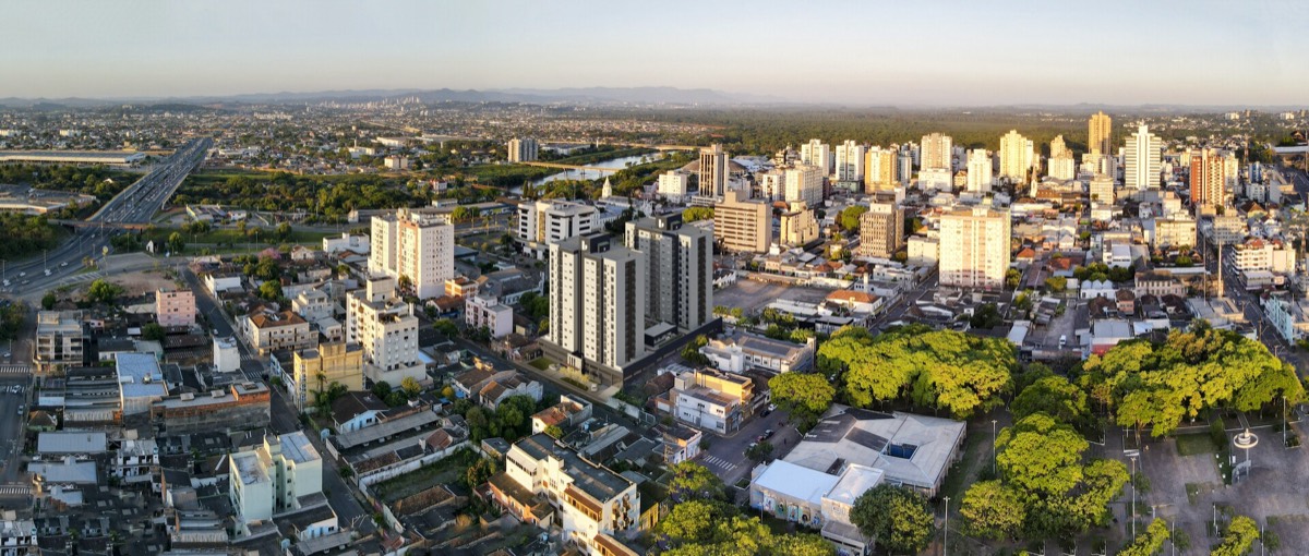 Fotomontagem do Residencial Athena com entorno do Centro de São Leopoldo