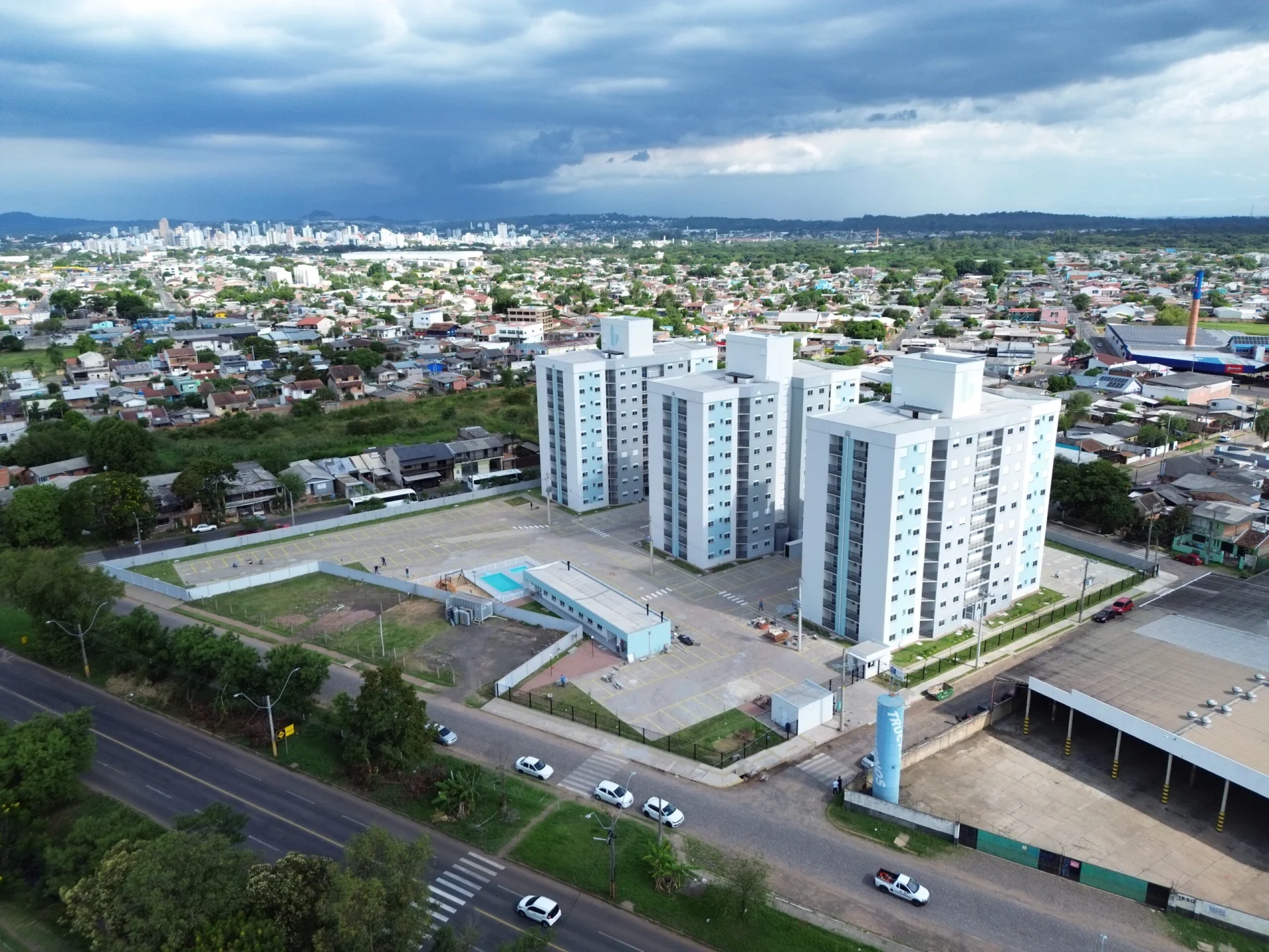 Foto aérea do Residencial Capri pronto, no bairro Campina em São Leopoldo