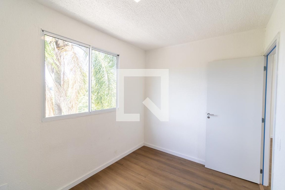Área interna do apartamento Recanto Cristal — sala de jantar integrada