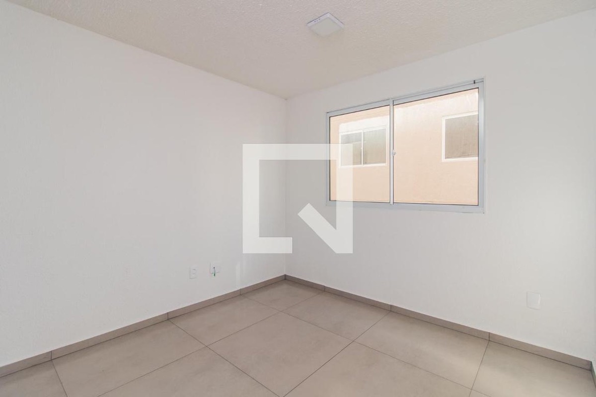 Sala de estar de apartamento disponível no Recanto Cristal Santa Tereza