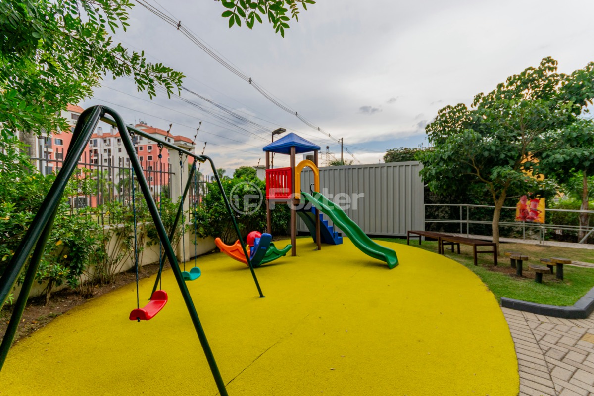 Playground infantil colorido do Vivaz Ecoville